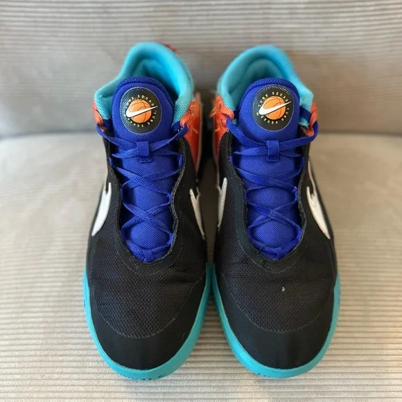 Nike Team Hustle D 10 SE x Space Jam - looney tunes size 7Y (women’s 8.5) - Picture 3 of 11